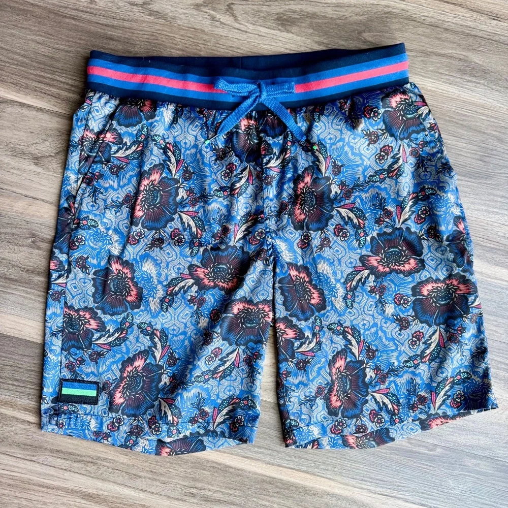 Men’s Medium Floral Print Pull-On‎ Shorts – Houston White’s Target collection